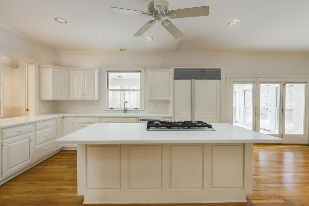 660 Bittersweet Trail, Sandy Springs, Georgia 30350, 5 Bedrooms Bedrooms, ,4 BathroomsBathrooms,Residential,Sold,660 Bittersweet Trail,7342385