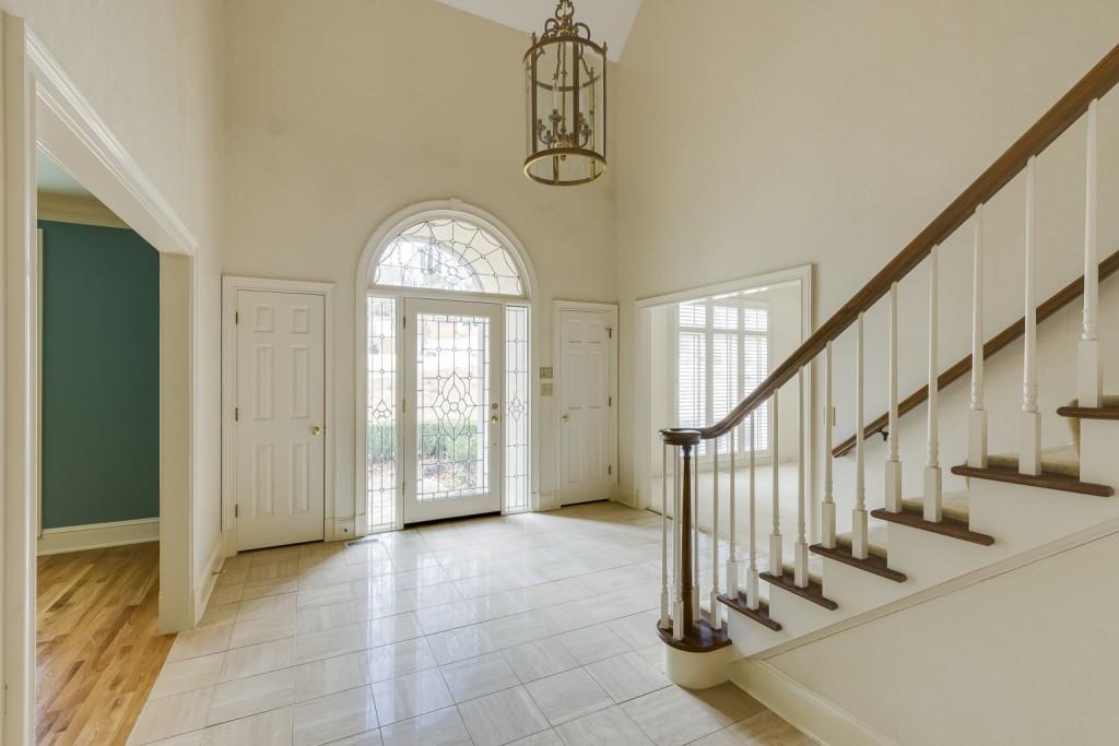 660 Bittersweet Trail, Sandy Springs, Georgia 30350, 5 Bedrooms Bedrooms, ,4 BathroomsBathrooms,Residential,Sold,660 Bittersweet Trail,7342385