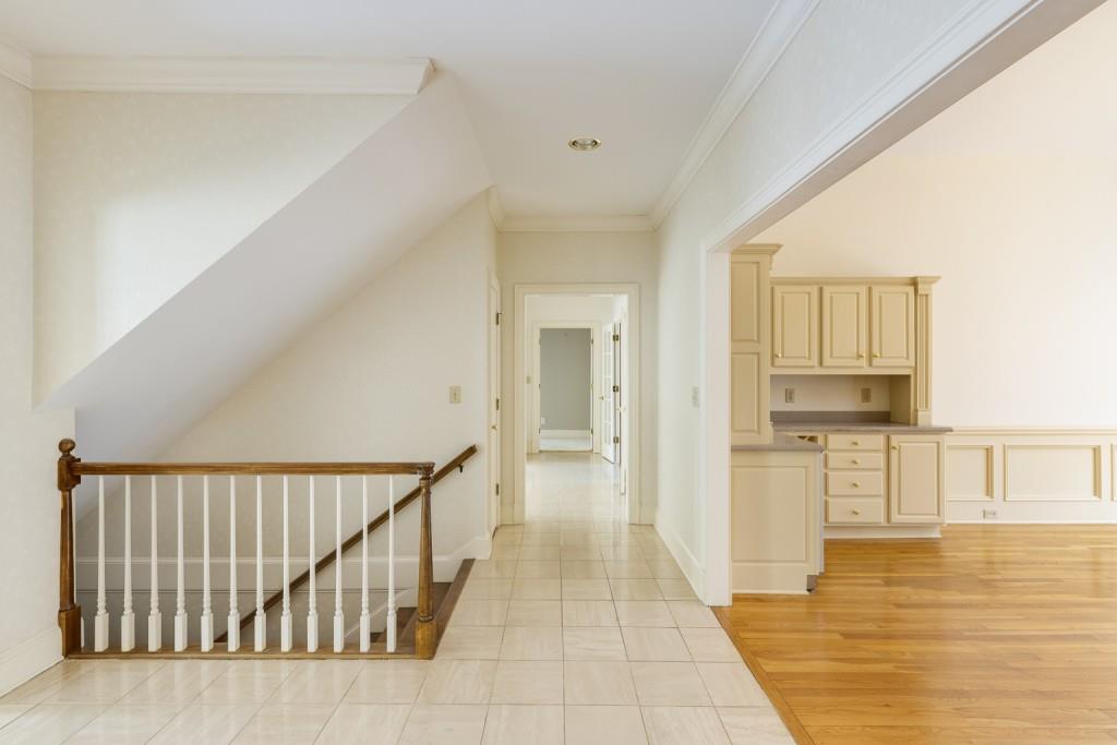 660 Bittersweet Trail, Sandy Springs, Georgia 30350, 5 Bedrooms Bedrooms, ,4 BathroomsBathrooms,Residential,Sold,660 Bittersweet Trail,7342385