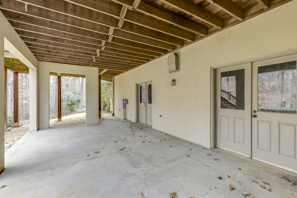 660 Bittersweet Trail, Sandy Springs, Georgia 30350, 5 Bedrooms Bedrooms, ,4 BathroomsBathrooms,Residential,Sold,660 Bittersweet Trail,7342385