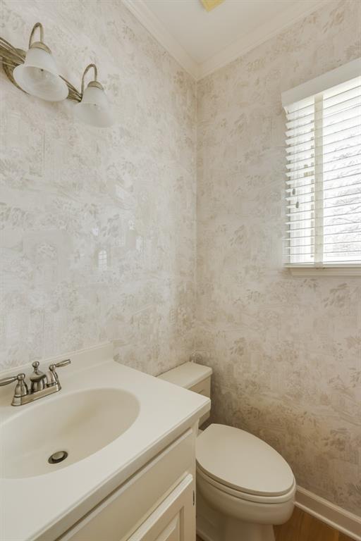 660 Bittersweet Trail, Sandy Springs, Georgia 30350, 5 Bedrooms Bedrooms, ,4 BathroomsBathrooms,Residential,Sold,660 Bittersweet Trail,7342385