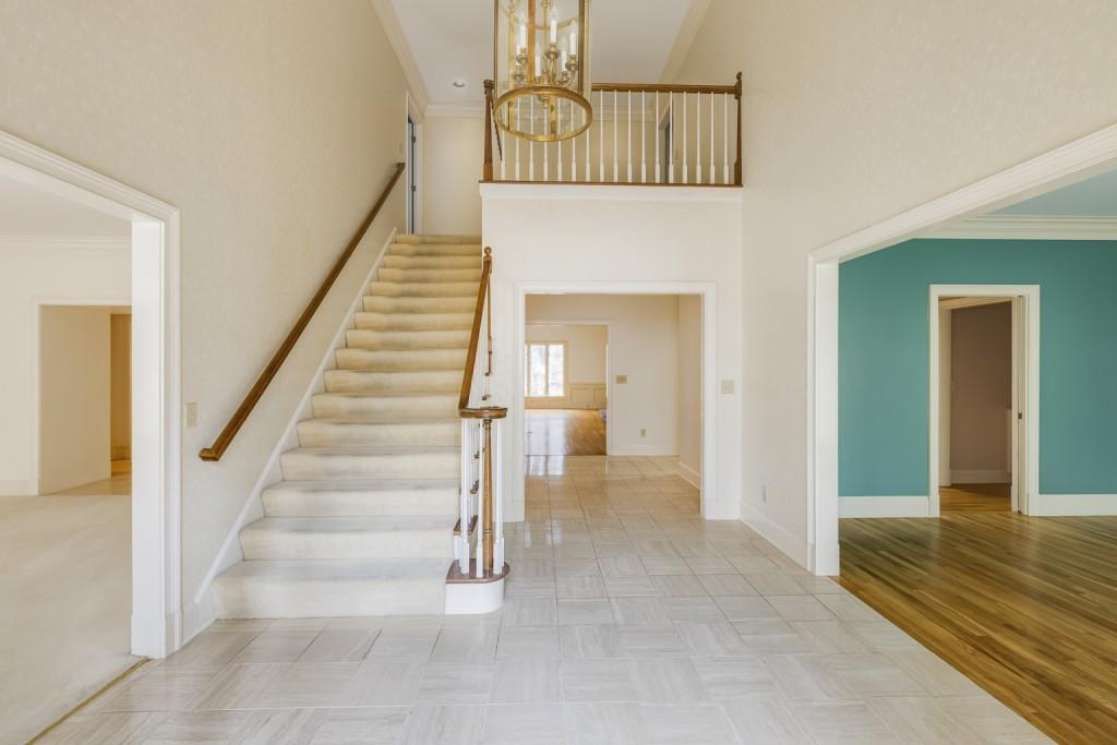 660 Bittersweet Trail, Sandy Springs, Georgia 30350, 5 Bedrooms Bedrooms, ,4 BathroomsBathrooms,Residential,Sold,660 Bittersweet Trail,7342385