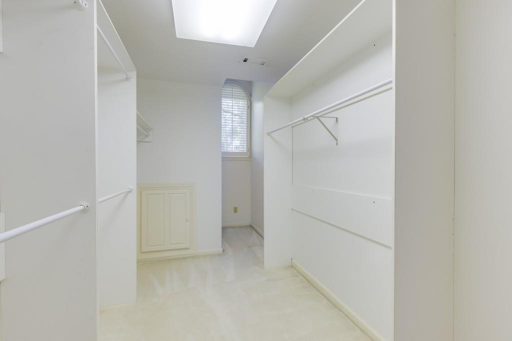 660 Bittersweet Trail, Sandy Springs, Georgia 30350, 5 Bedrooms Bedrooms, ,4 BathroomsBathrooms,Residential,Sold,660 Bittersweet Trail,7342385