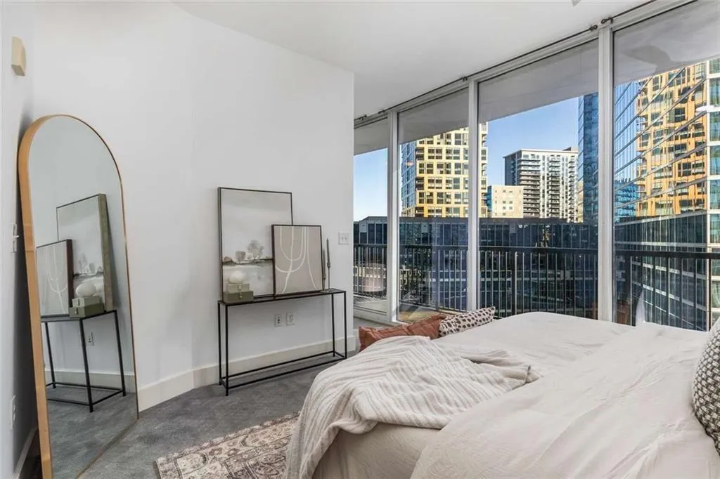 1080 Peachtree Street Ne Unit 1006, Atlanta, Georgia 30309, 1 Bedroom Bedrooms, ,1 BathroomBathrooms,Residential,For Sale,1080 Peachtree Street Ne Unit 1006,7671359