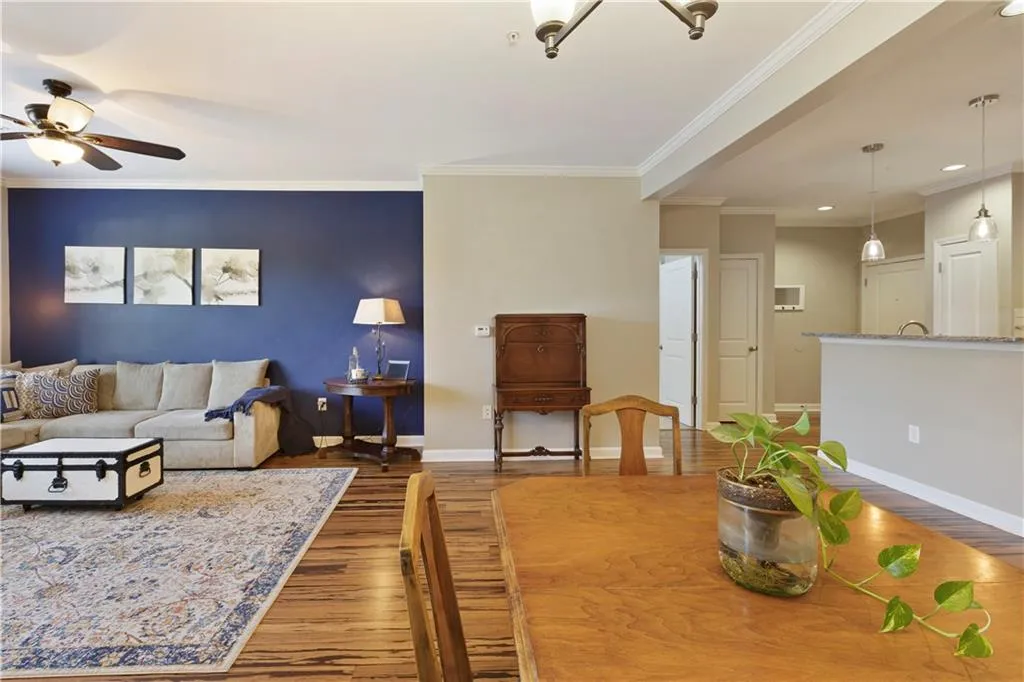 7265 Glisten Avenue Unit 127, Atlanta, Georgia 30328, 2 Bedrooms Bedrooms, ,2 BathroomsBathrooms,Residential,Sold,7265 Glisten Avenue Unit 127,6834247