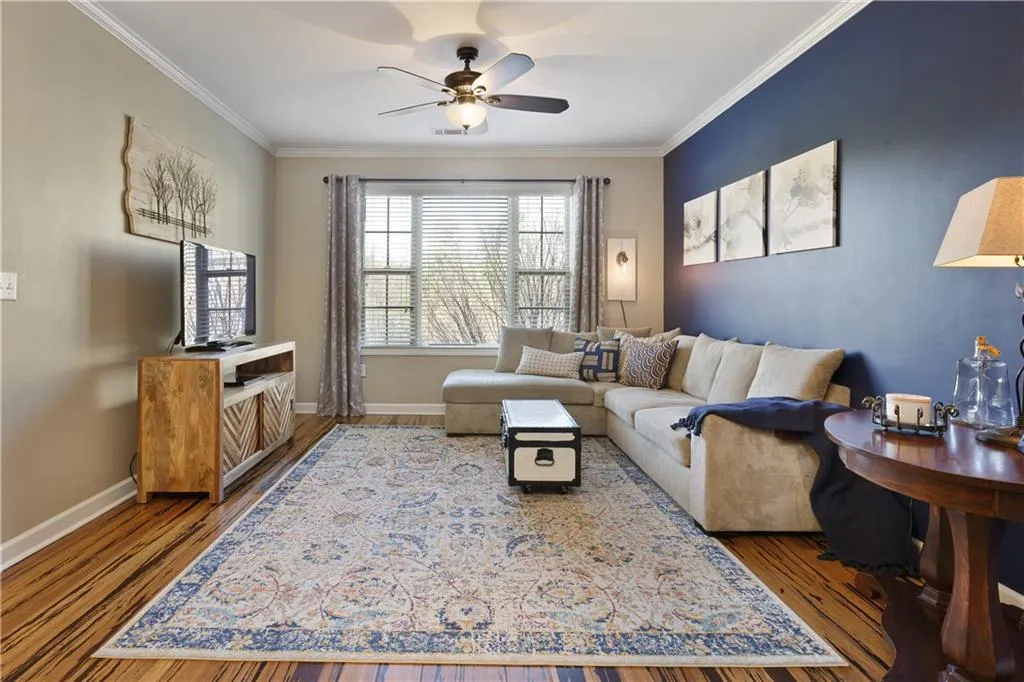 7265 Glisten Avenue Unit 127, Atlanta, Georgia 30328, 2 Bedrooms Bedrooms, ,2 BathroomsBathrooms,Residential,Sold,7265 Glisten Avenue Unit 127,6834247