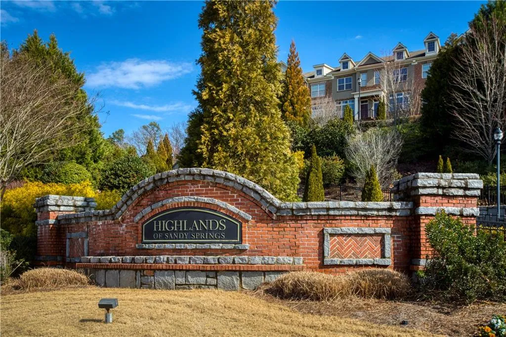 7265 Glisten Avenue Unit 127, Atlanta, Georgia 30328, 2 Bedrooms Bedrooms, ,2 BathroomsBathrooms,Residential,Sold,7265 Glisten Avenue Unit 127,6834247