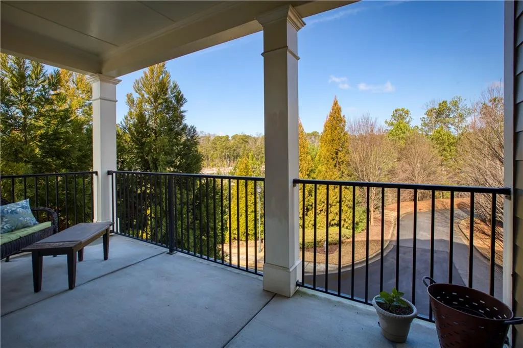 7265 Glisten Avenue Unit 127, Atlanta, Georgia 30328, 2 Bedrooms Bedrooms, ,2 BathroomsBathrooms,Residential,Sold,7265 Glisten Avenue Unit 127,6834247