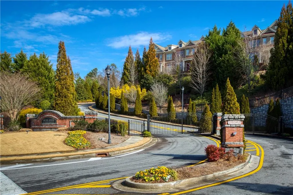 7265 Glisten Avenue Unit 127, Atlanta, Georgia 30328, 2 Bedrooms Bedrooms, ,2 BathroomsBathrooms,Residential,Sold,7265 Glisten Avenue Unit 127,6834247