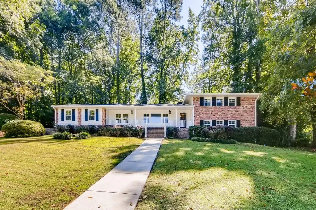 785 Starlight Lane Ne, Atlanta, Georgia 30342, 4 Bedrooms Bedrooms, ,4 BathroomsBathrooms,Residential,Sold,785 Starlight Lane Ne,6791201