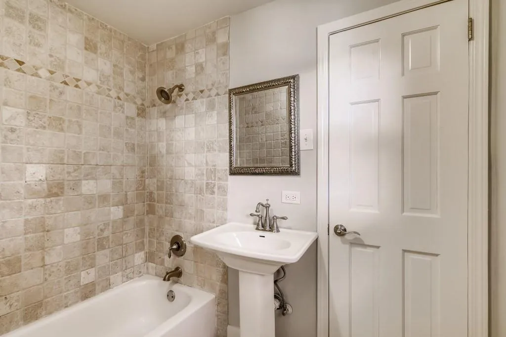 785 Starlight Lane Ne, Atlanta, Georgia 30342, 4 Bedrooms Bedrooms, ,4 BathroomsBathrooms,Residential,Sold,785 Starlight Lane Ne,6791201