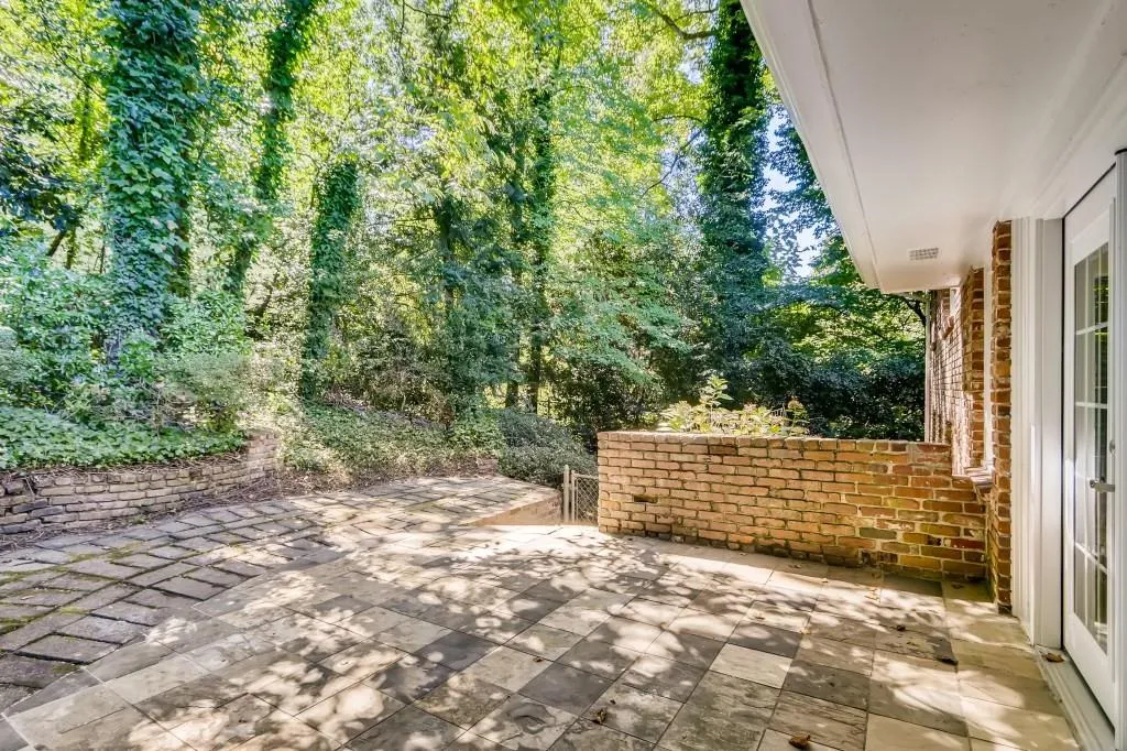 785 Starlight Lane Ne, Atlanta, Georgia 30342, 4 Bedrooms Bedrooms, ,4 BathroomsBathrooms,Residential,Sold,785 Starlight Lane Ne,6791201