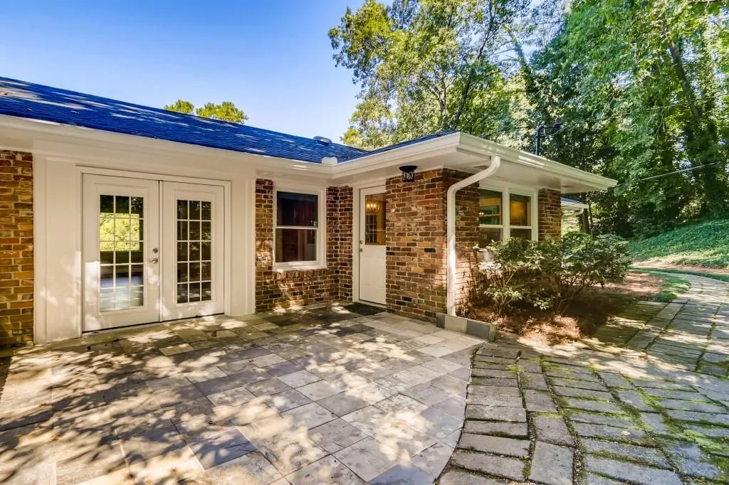 785 Starlight Lane Ne, Atlanta, Georgia 30342, 4 Bedrooms Bedrooms, ,4 BathroomsBathrooms,Residential,Sold,785 Starlight Lane Ne,6791201