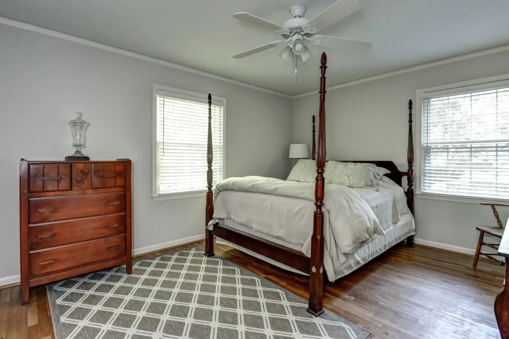 5300 New London Trace, Atlanta, Georgia 30327, 5 Bedrooms Bedrooms, ,3 BathroomsBathrooms,Residential,Sold,5300 New London Trace,5605164