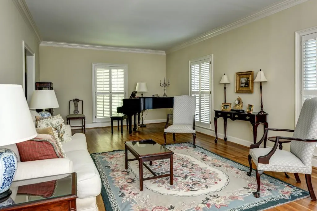 5300 New London Trace, Atlanta, Georgia 30327, 5 Bedrooms Bedrooms, ,3 BathroomsBathrooms,Residential,Sold,5300 New London Trace,5605164