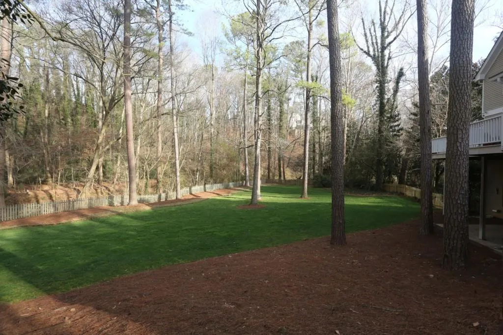 5300 New London Trace, Atlanta, Georgia 30327, 5 Bedrooms Bedrooms, ,3 BathroomsBathrooms,Residential,Sold,5300 New London Trace,5605164