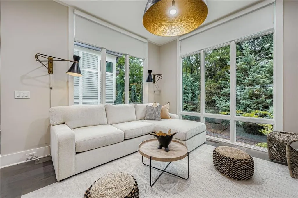 Keeping room/sunroom with wood finished floors