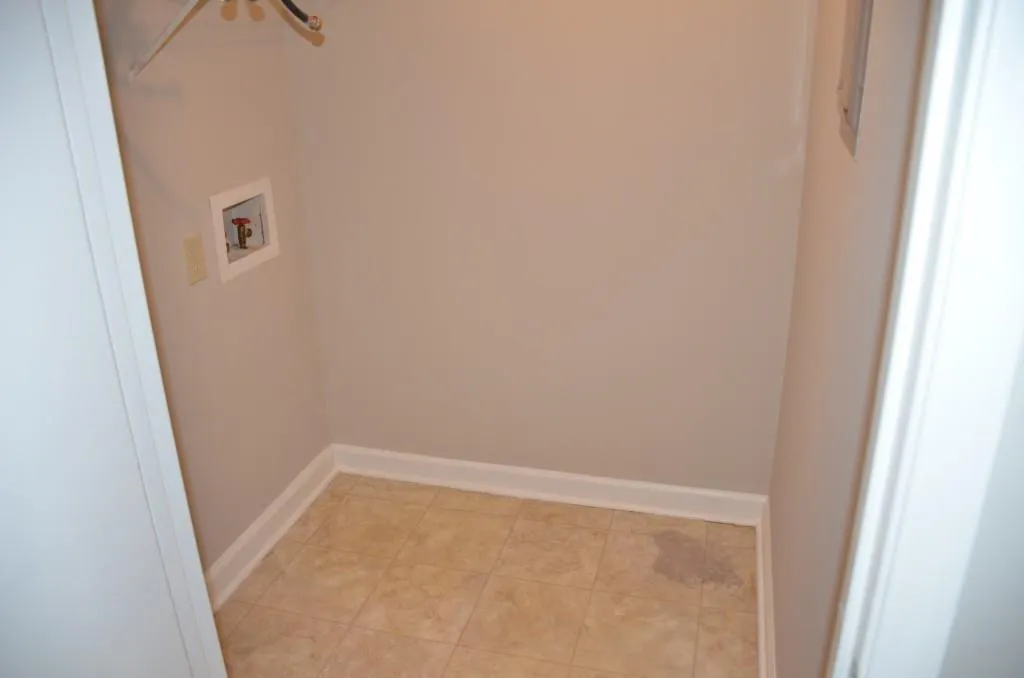 1113 Wingate Way, Sandy Springs, Georgia 30350, 2 Bedrooms Bedrooms, ,2 BathroomsBathrooms,Residential,Sold,1113 Wingate Way,5638049