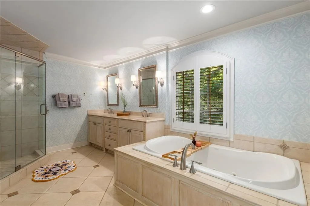 6990 Brandon Mill Road Nw, Atlanta, Georgia 30328, 4 Bedrooms Bedrooms, ,3 BathroomsBathrooms,Residential,Sold,6990 Brandon Mill Road Nw,7582877