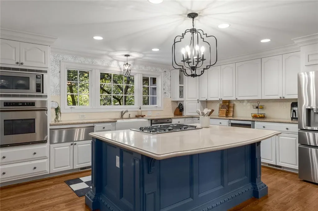 6990 Brandon Mill Road Nw, Atlanta, Georgia 30328, 4 Bedrooms Bedrooms, ,3 BathroomsBathrooms,Residential,Sold,6990 Brandon Mill Road Nw,7582877