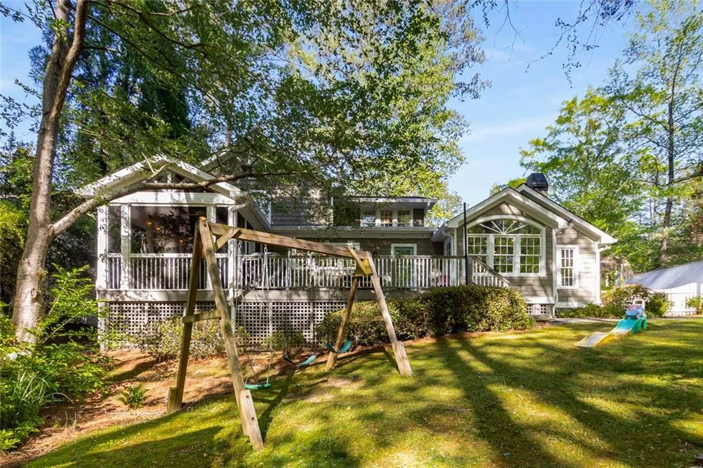 6990 Brandon Mill Road Nw, Atlanta, Georgia 30328, 4 Bedrooms Bedrooms, ,3 BathroomsBathrooms,Residential,Sold,6990 Brandon Mill Road Nw,7582877