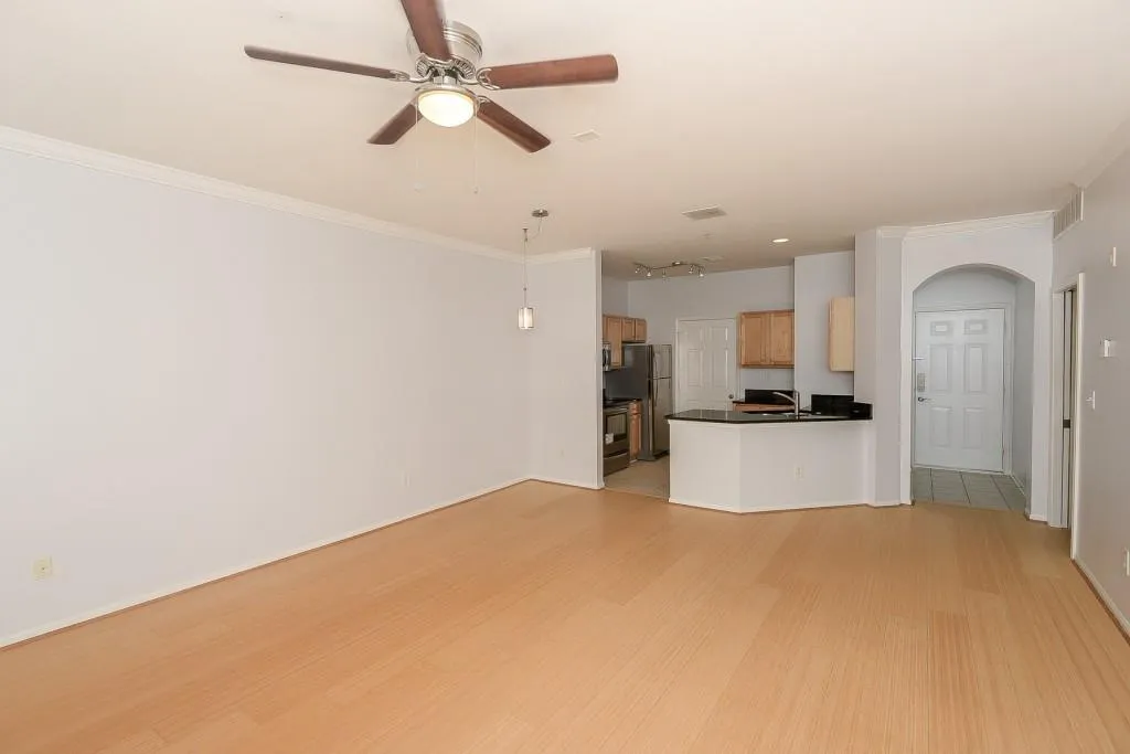 5641 Roswell Road Unit 207, Atlanta, Georgia 30342, 1 Bedroom Bedrooms, ,1 BathroomBathrooms,Residential,Sold,5641 Roswell Road Unit 207,5846311