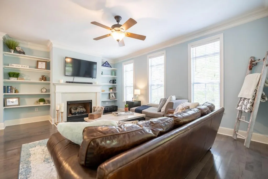 1120 Glenridge Place, Atlanta, Georgia 30342, 3 Bedrooms Bedrooms, ,2 BathroomsBathrooms,Residential,Sold,1120 Glenridge Place,6867917
