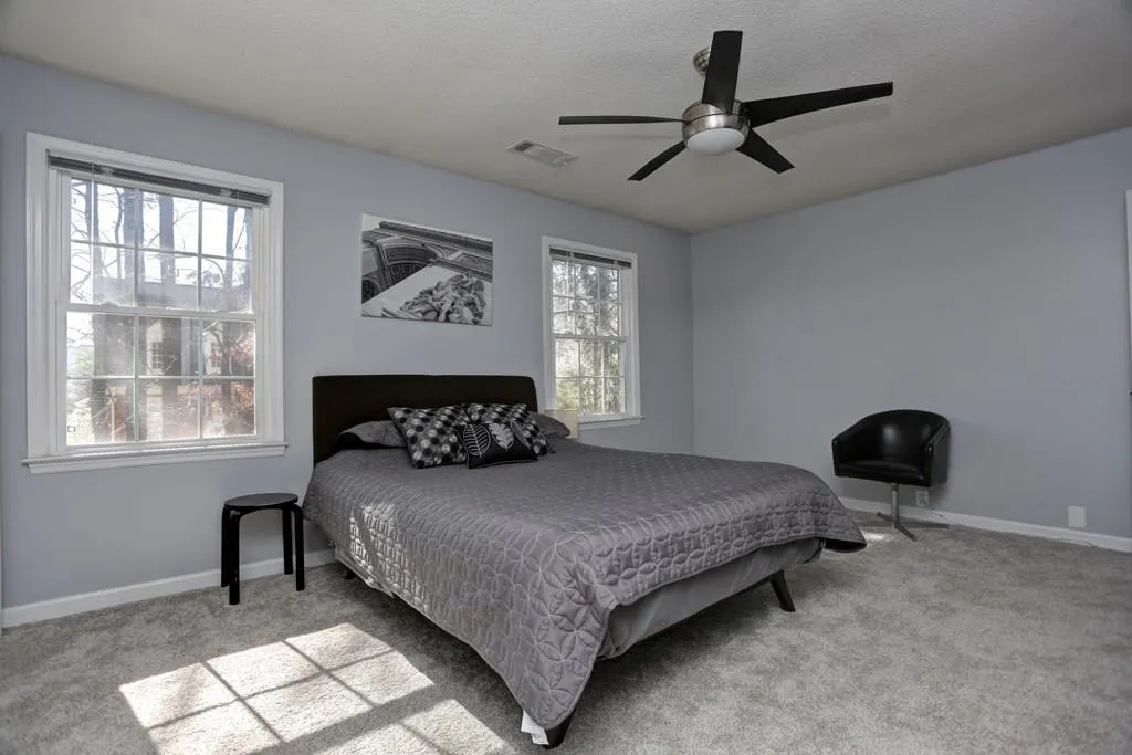 201 Dunwoody Chace, Sandy Springs, Georgia 30328, 2 Bedrooms Bedrooms, ,2 BathroomsBathrooms,Residential,Sold,201 Dunwoody Chace,5799798