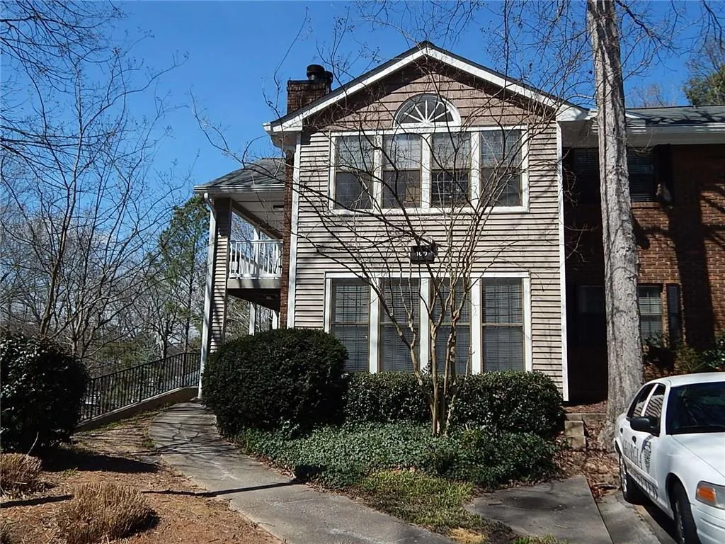 104 Barrington Hill Drive Unit 104, Sandy Springs, Georgia 30350, 1 Bedroom Bedrooms, ,1 BathroomBathrooms,Residential,Sold,104 Barrington Hill Drive Unit 104,5658966