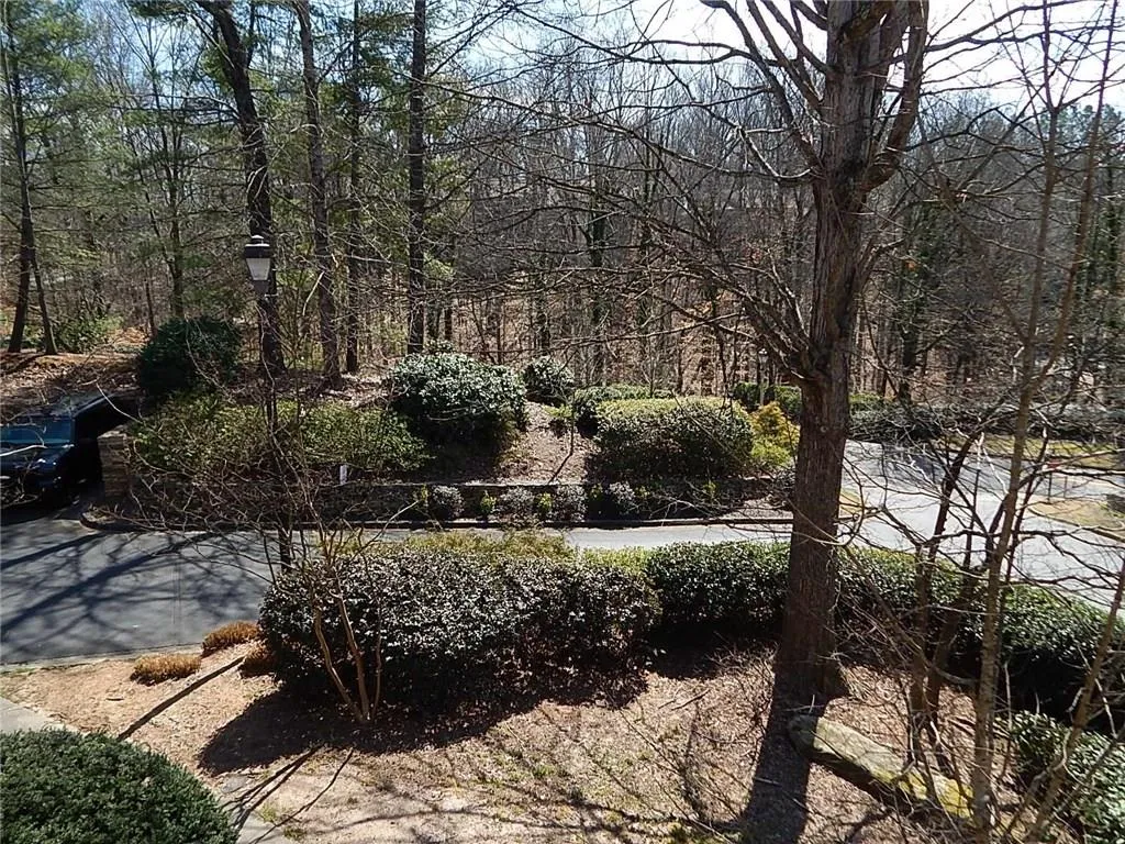 104 Barrington Hill Drive Unit 104, Sandy Springs, Georgia 30350, 1 Bedroom Bedrooms, ,1 BathroomBathrooms,Residential,Sold,104 Barrington Hill Drive Unit 104,5658966