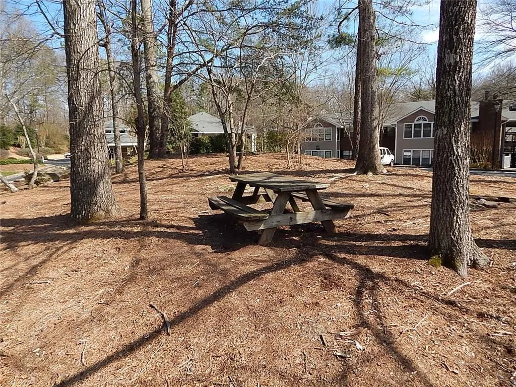 104 Barrington Hill Drive Unit 104, Sandy Springs, Georgia 30350, 1 Bedroom Bedrooms, ,1 BathroomBathrooms,Residential,Sold,104 Barrington Hill Drive Unit 104,5658966