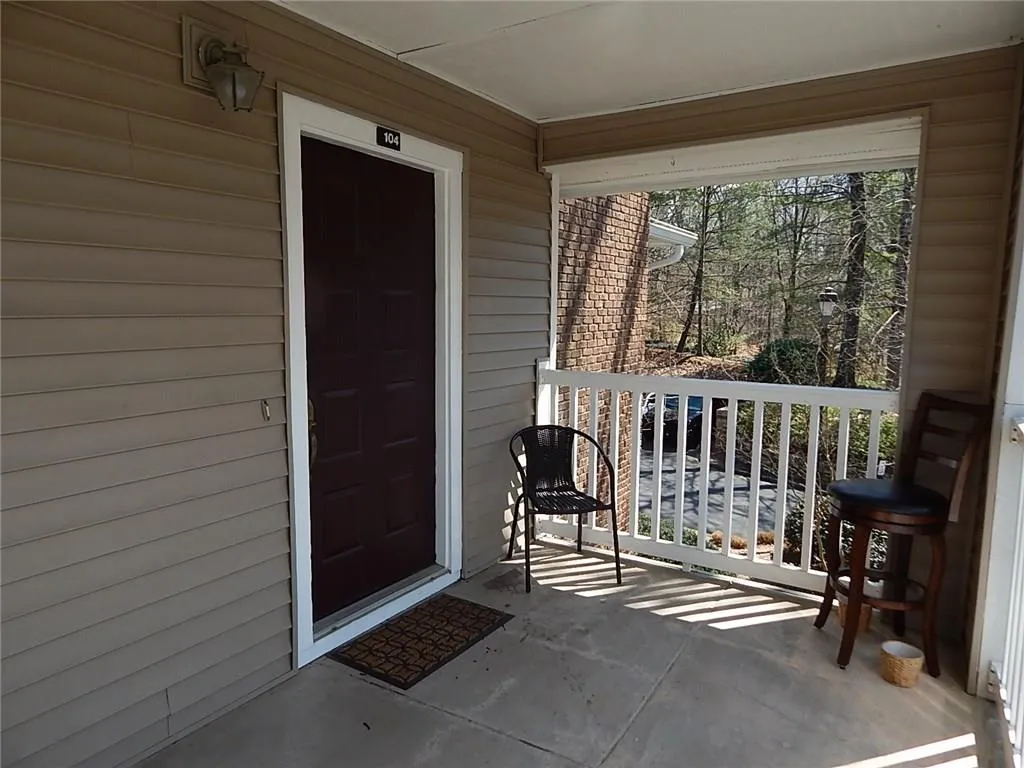 104 Barrington Hill Drive Unit 104, Sandy Springs, Georgia 30350, 1 Bedroom Bedrooms, ,1 BathroomBathrooms,Residential,Sold,104 Barrington Hill Drive Unit 104,5658966