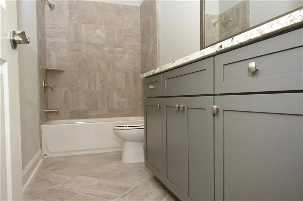 236 Belle Lane, Sandy Springs, Georgia 30328, 5 Bedrooms Bedrooms, ,5 BathroomsBathrooms,Residential,Sold,236 Belle Lane,5801653