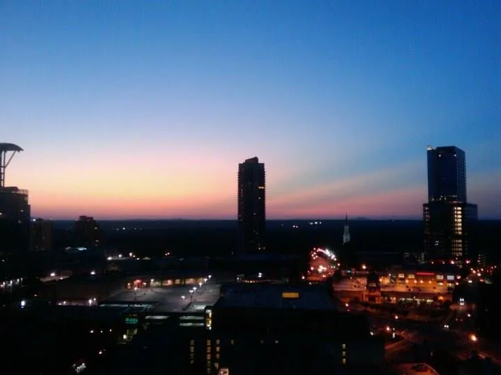 3481 Lakeside Drive Ne Unit 3008, Atlanta, Georgia 30326, 2 Bedrooms Bedrooms, ,1 BathroomBathrooms,Residential,Sold,3481 Lakeside Drive Ne Unit 3008,5736929