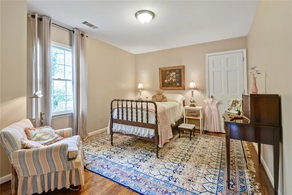 575 Idlewood Drive, Sandy Springs, Georgia 30327, 4 Bedrooms Bedrooms, ,2 BathroomsBathrooms,Residential,Sold,575 Idlewood Drive,6865036