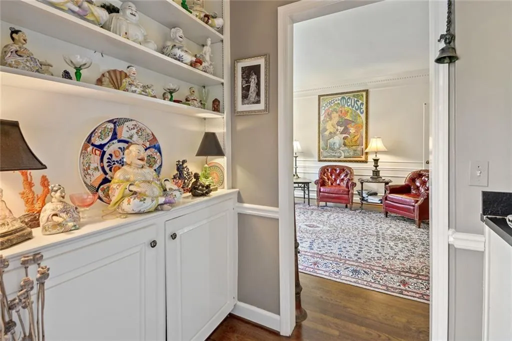 575 Idlewood Drive, Sandy Springs, Georgia 30327, 4 Bedrooms Bedrooms, ,2 BathroomsBathrooms,Residential,Sold,575 Idlewood Drive,6865036