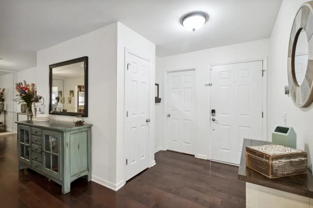 108 Abingdon Way, Atlanta, Georgia 30328, 2 Bedrooms Bedrooms, ,2 BathroomsBathrooms,Residential,Sold,108 Abingdon Way,7219621