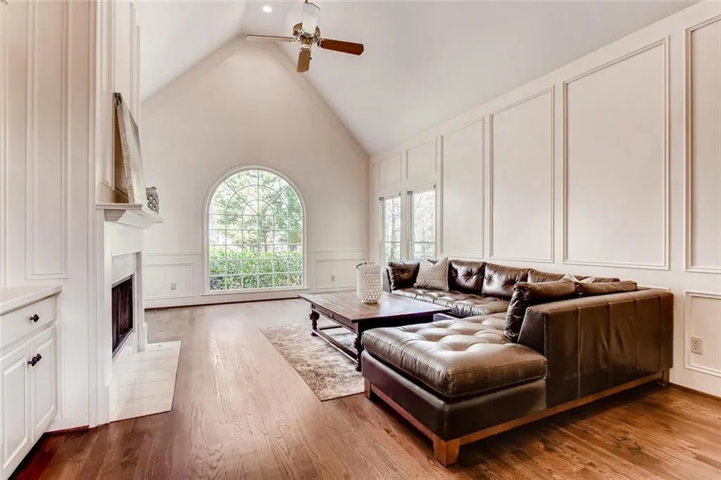 7780 Landowne Drive, Atlanta, Georgia 30350, 5 Bedrooms Bedrooms, ,4 BathroomsBathrooms,Residential,Sold,7780 Landowne Drive,6523116