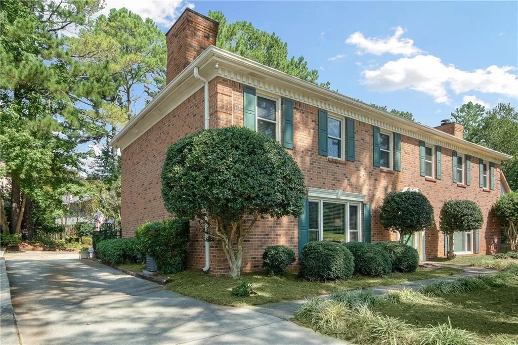 9098 Carroll Manor Drive, Sandy Springs, Georgia 30350, 2 Bedrooms Bedrooms, ,2 BathroomsBathrooms,Residential,Sold,9098 Carroll Manor Drive,6790130