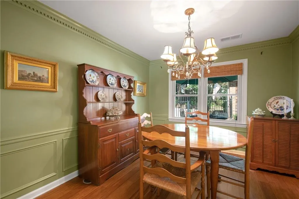 9098 Carroll Manor Drive, Sandy Springs, Georgia 30350, 2 Bedrooms Bedrooms, ,2 BathroomsBathrooms,Residential,Sold,9098 Carroll Manor Drive,6790130