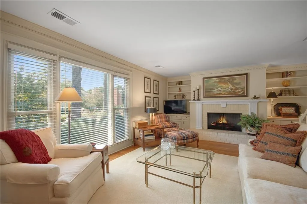 9098 Carroll Manor Drive, Sandy Springs, Georgia 30350, 2 Bedrooms Bedrooms, ,2 BathroomsBathrooms,Residential,Sold,9098 Carroll Manor Drive,6790130