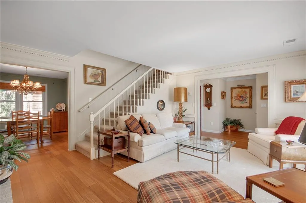 9098 Carroll Manor Drive, Sandy Springs, Georgia 30350, 2 Bedrooms Bedrooms, ,2 BathroomsBathrooms,Residential,Sold,9098 Carroll Manor Drive,6790130