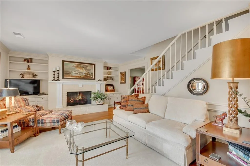 9098 Carroll Manor Drive, Sandy Springs, Georgia 30350, 2 Bedrooms Bedrooms, ,2 BathroomsBathrooms,Residential,Sold,9098 Carroll Manor Drive,6790130