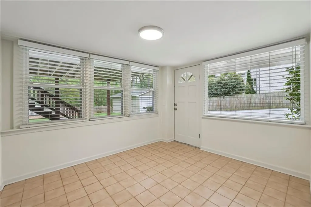 Lower Level Sun Room