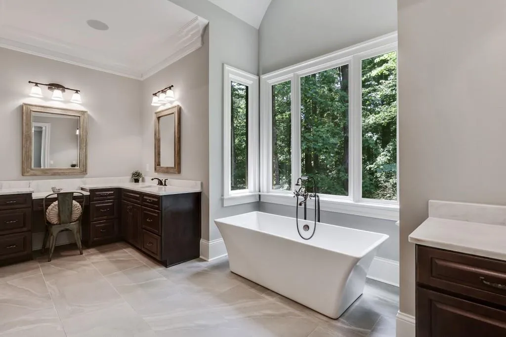 200 Rivermere Way, Atlanta, Georgia 30350, 5 Bedrooms Bedrooms, ,5 BathroomsBathrooms,Residential,Sold,200 Rivermere Way,5773184