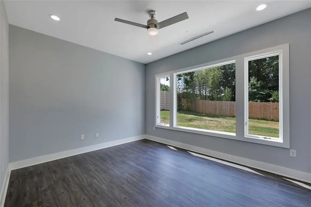 645 Nw Northway Lane, Atlanta, Georgia 30342, 4 Bedrooms Bedrooms, ,4 BathroomsBathrooms,Residential,Sold,645 Nw Northway Lane,6893425