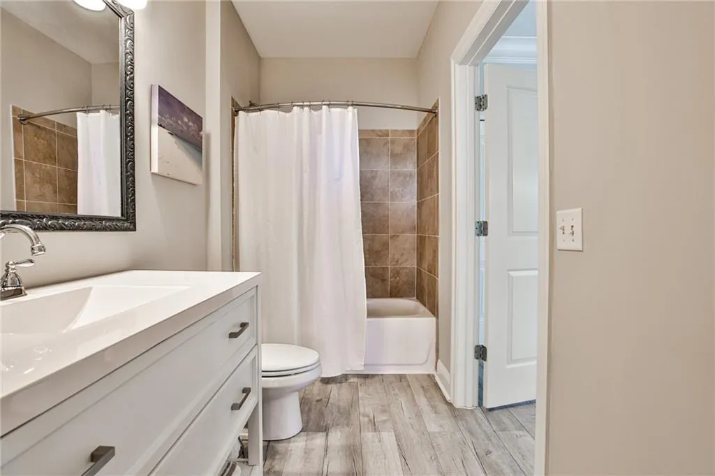 901 Abernathy Road Unit 5210, Atlanta, Georgia 30328, 2 Bedrooms Bedrooms, ,2 BathroomsBathrooms,Residential,Sold,901 Abernathy Road Unit 5210,6811004