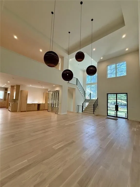 4524 Mystic Drive, Sandy Springs, Georgia 30327, 6 Bedrooms Bedrooms, ,6 BathroomsBathrooms,Residential,For Sale,4524 Mystic Drive,7535124