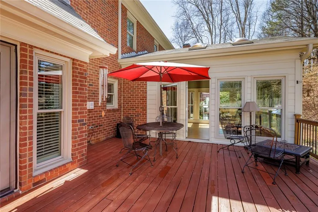 220 Walhalla Court, Sandy Springs, Georgia 30350, 5 Bedrooms Bedrooms, ,5 BathroomsBathrooms,Residential,Sold,220 Walhalla Court,7007647 220 Walhalla Court, Sandy Springs, Georgia 30350, 5 Bedrooms Bedrooms, ,5 BathroomsBathrooms,Residential,Sold,220 Walhalla Court,7007647