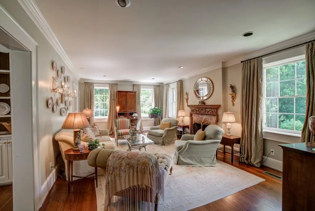 211 Peachtree Battle Avenue, Atlanta, Georgia 30305, 4 Bedrooms Bedrooms, ,4 BathroomsBathrooms,Residential,Sold,211 Peachtree Battle Avenue,6026277